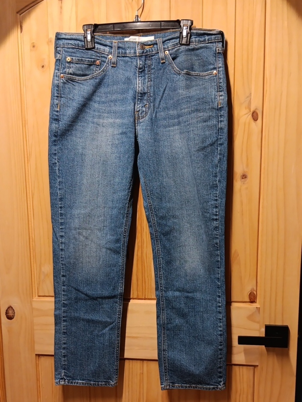 Signature Levi Strauss Men's Slim Straight Blue Jeans EUC